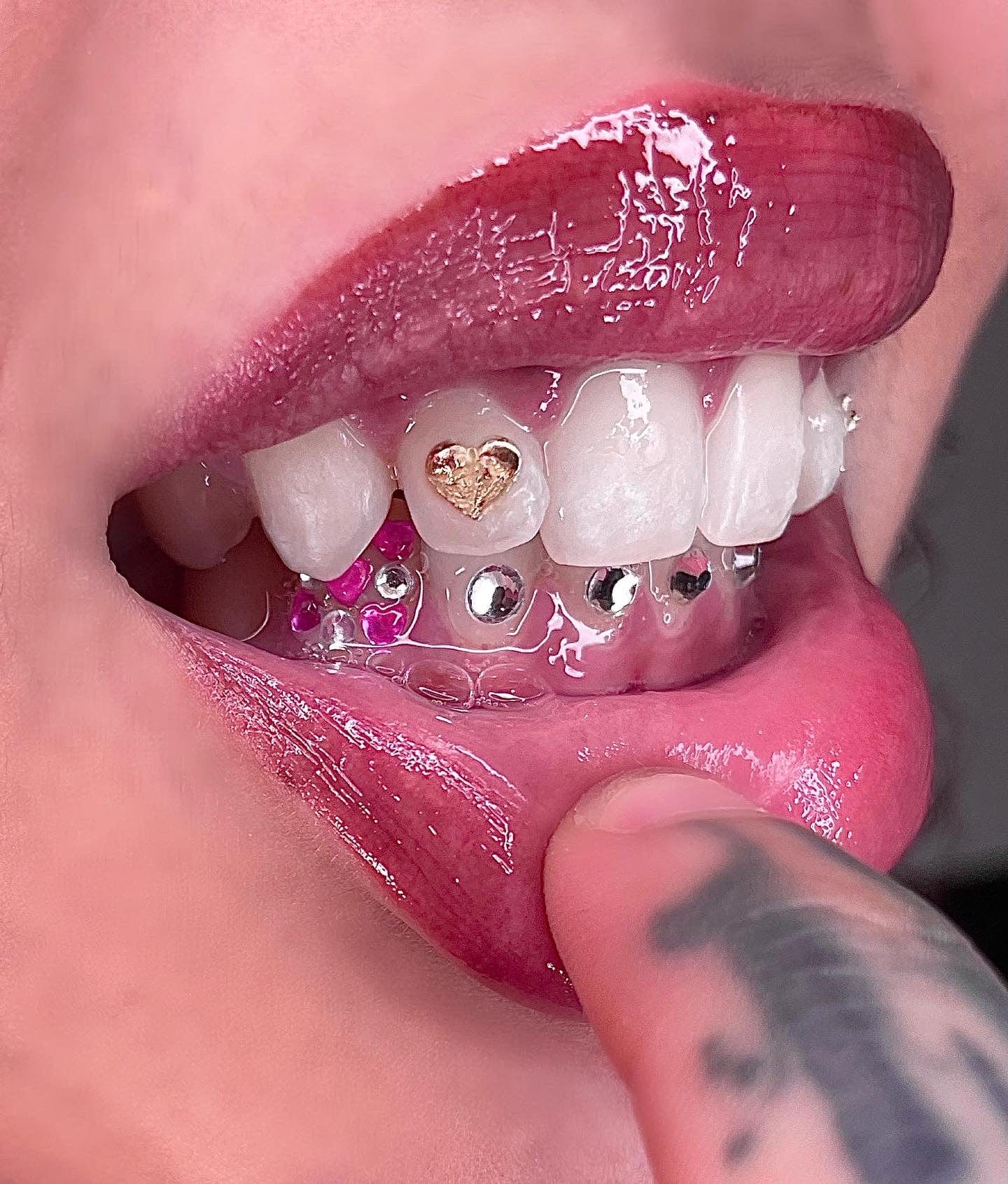 Tooth gems, gold death love teeth jewelry