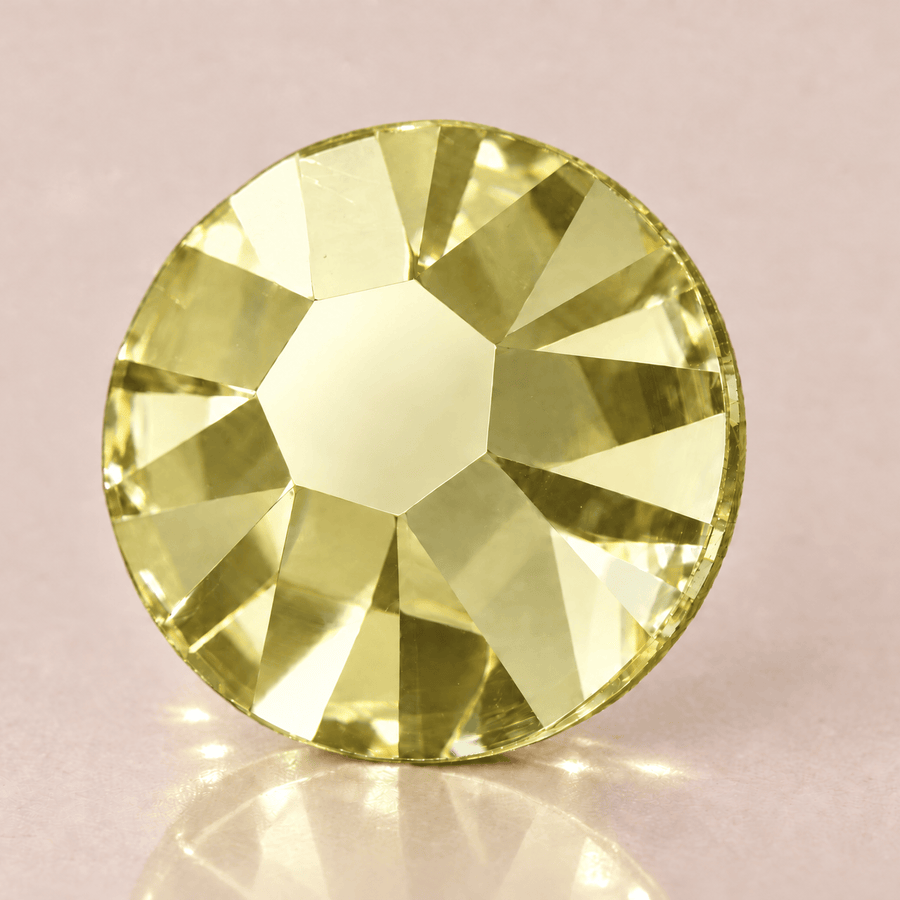 Swarovski Jonquil トゥースジェム（拡大写真）